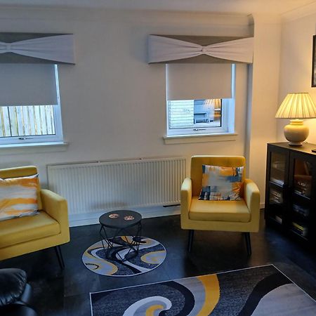 The Cottage - Hot Tub - Nr Glasgow - Self Check-In Коутбридж Екстериор снимка
