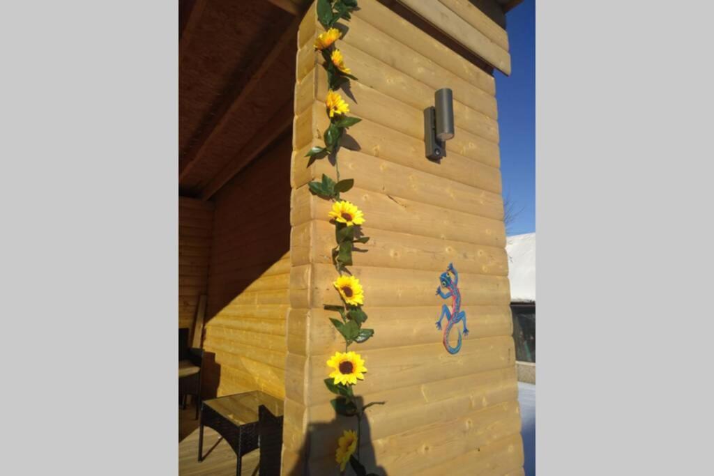 The Cottage - Hot Tub - Nr Glasgow - Self Check-In Коутбридж Екстериор снимка