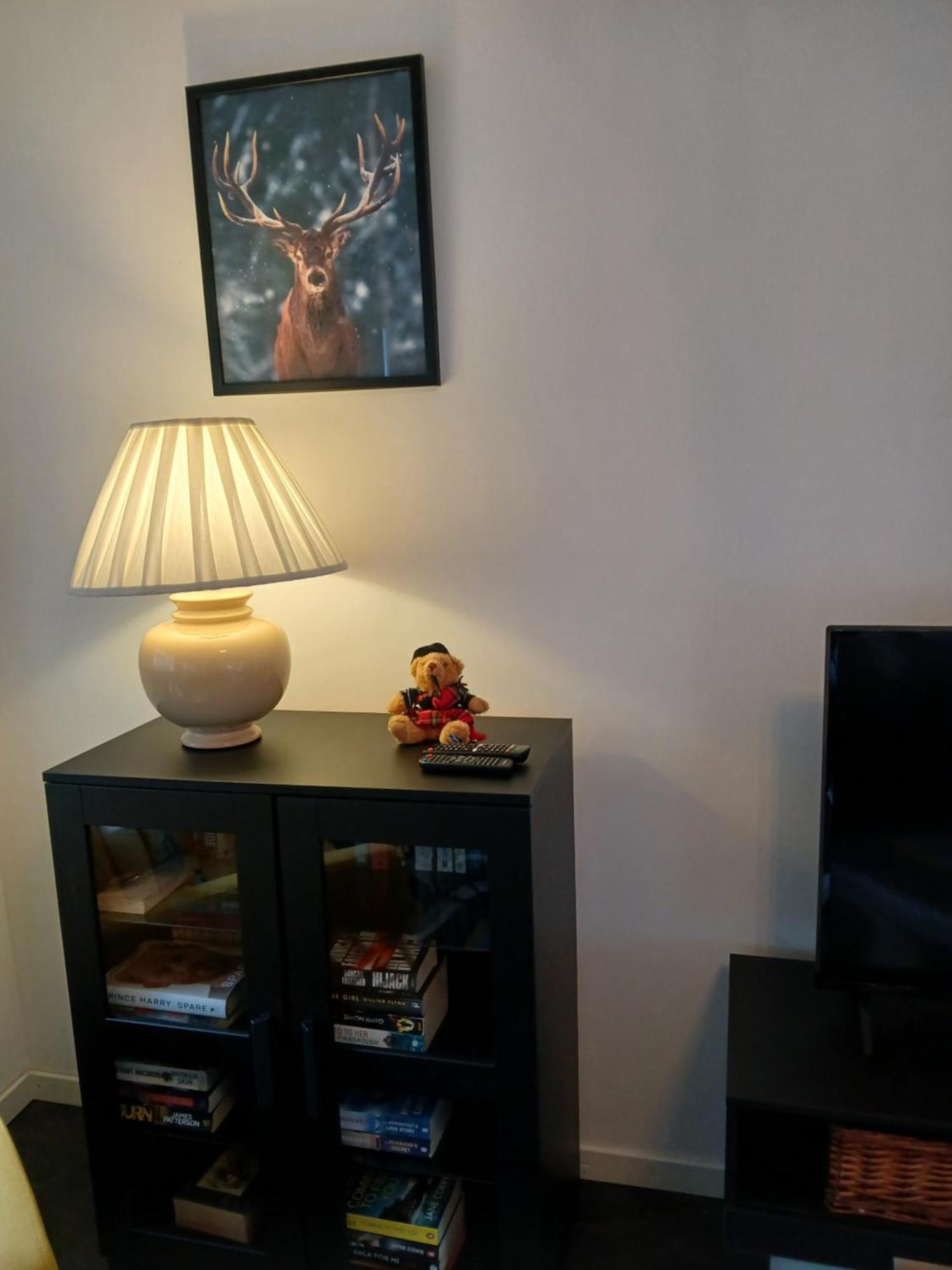 The Cottage - Hot Tub - Nr Glasgow - Self Check-In Коутбридж Екстериор снимка