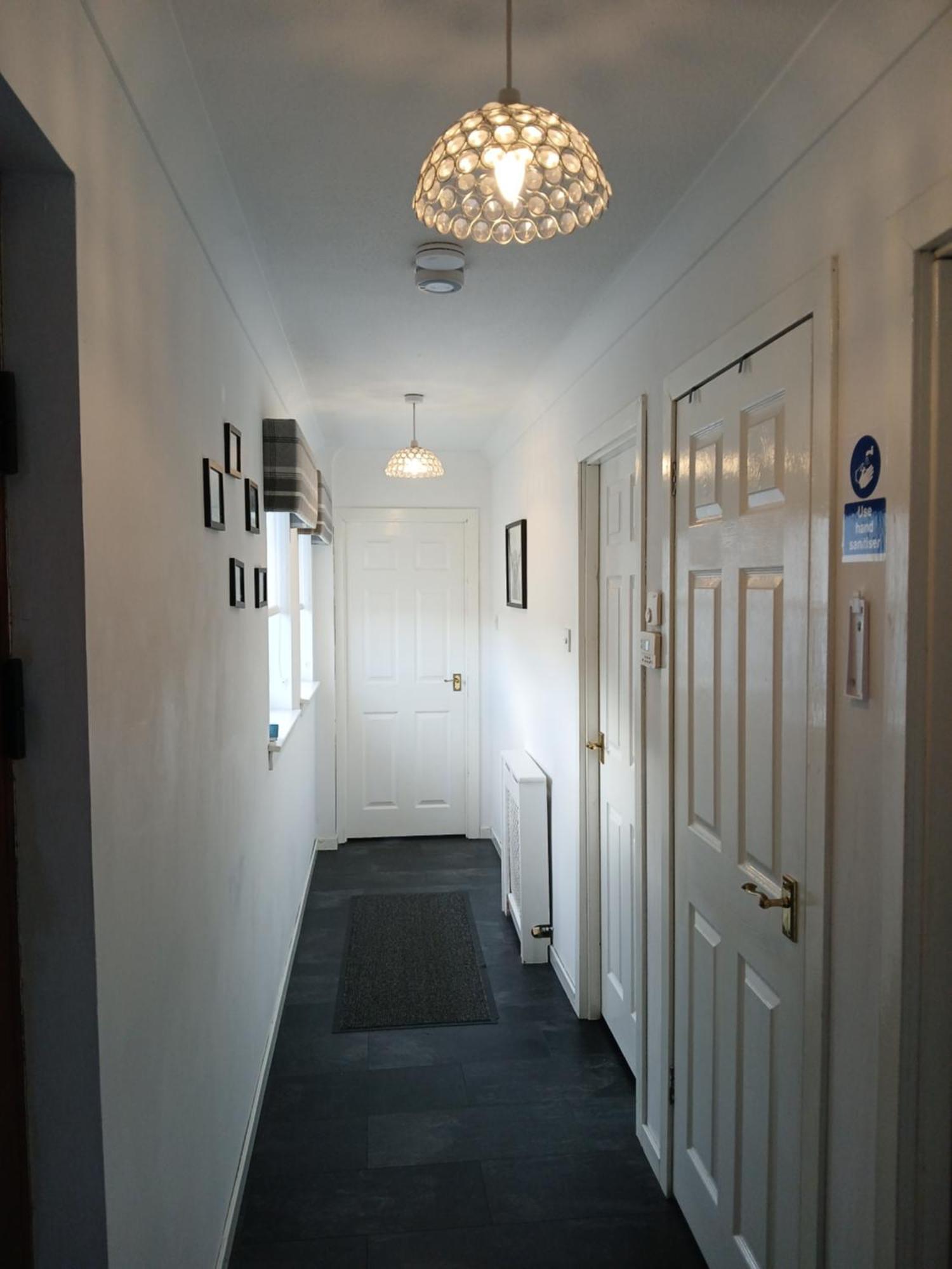 The Cottage - Hot Tub - Nr Glasgow - Self Check-In Коутбридж Екстериор снимка
